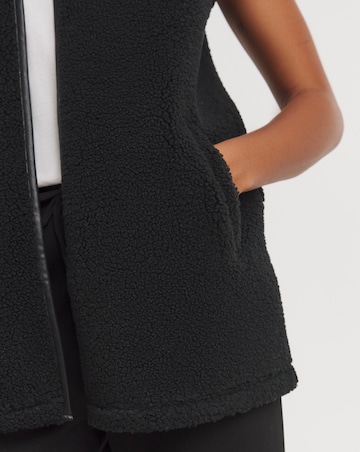 Black Longline Borg Gilet