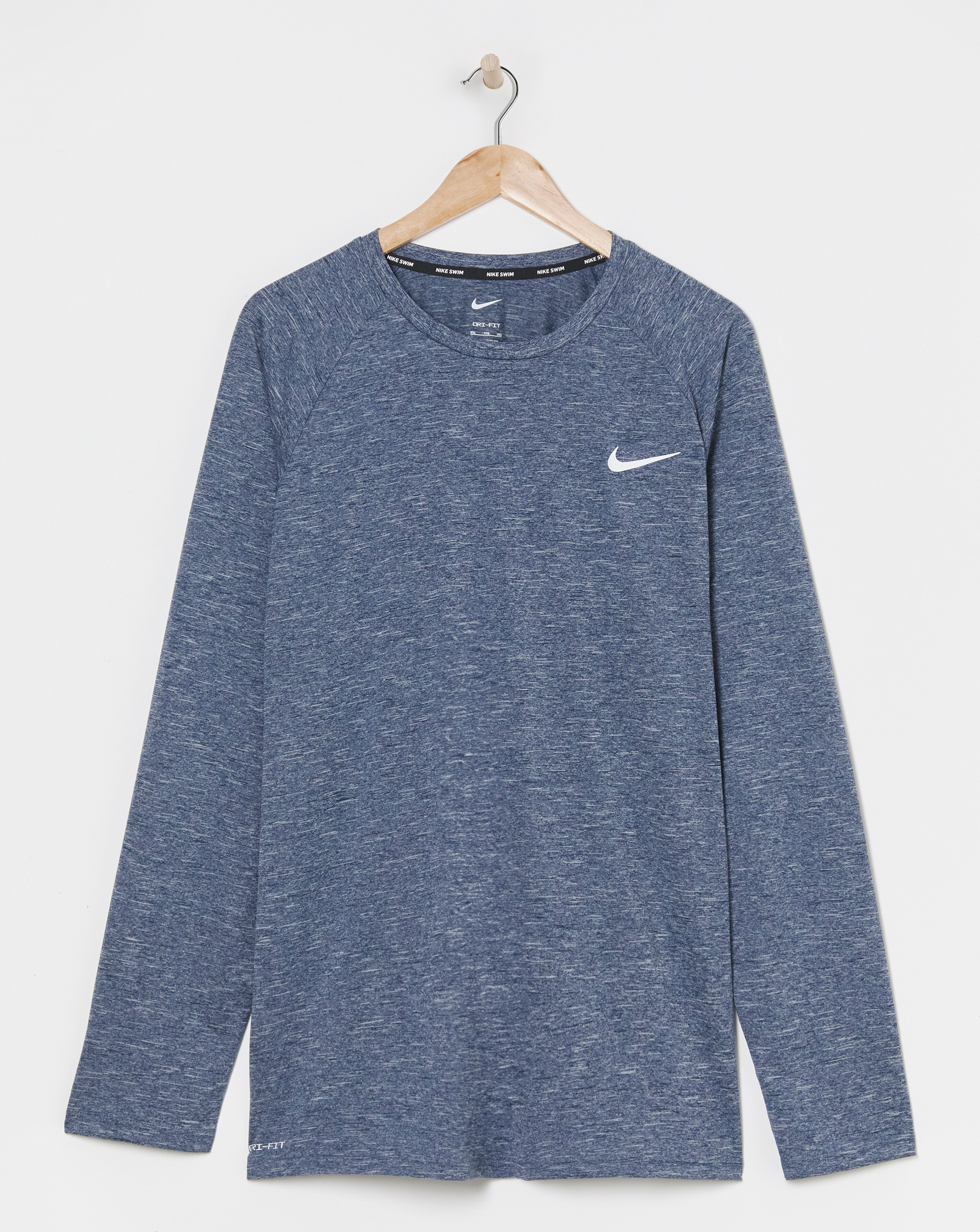 nike full sleeve top