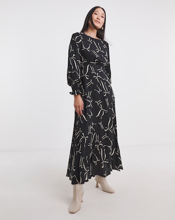 Shirred Cuff Long Sleeve Tea Dress