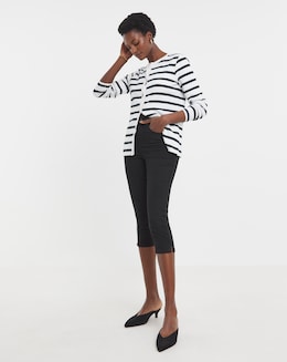 Black Denim Capri Jeans