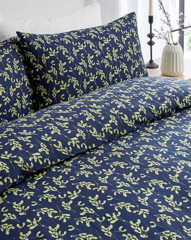 Christmas Mistletoe Duvet Cover Set