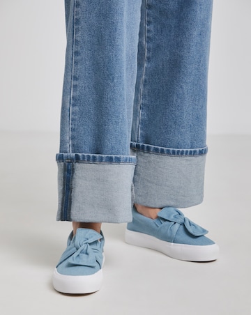 Zen Slip On Trainer With Twist Detail - Extra Wide Fit (EEE)