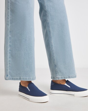 Cali Slip On Canvas Trainer - Extra Wide Fit (EEE)