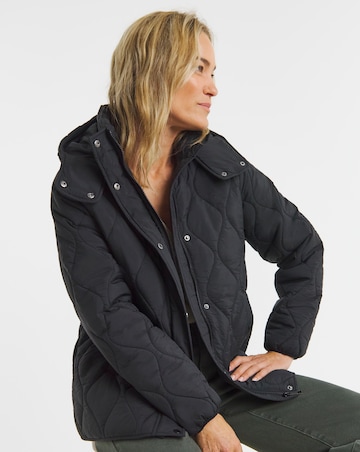 Black Short Hooded Quilted Jacket