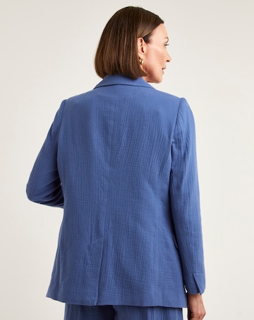 Cheesecloth Edge to Edge Blazer