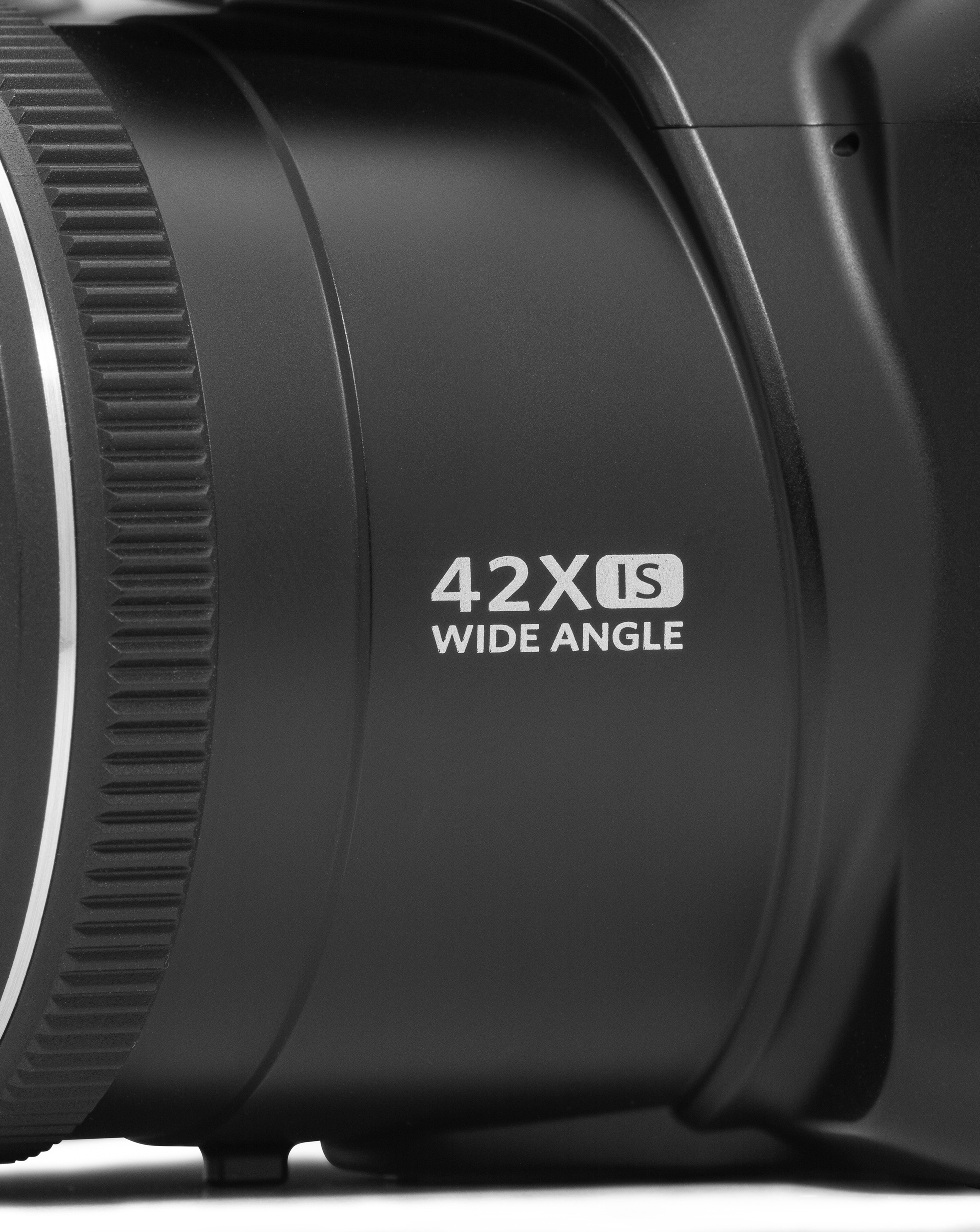 Kodak PIXPRO AZ425 Astro 20MP 42x Zoom Bridge Camera - Black | JD