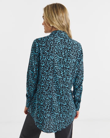 Dipped Back Viscose Shirt