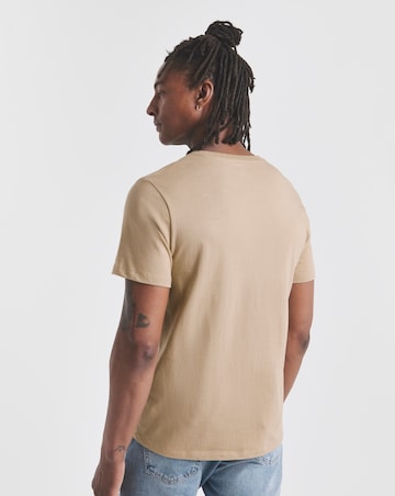 Levi's Short Sleeve Housemark T-Shirt - Biege