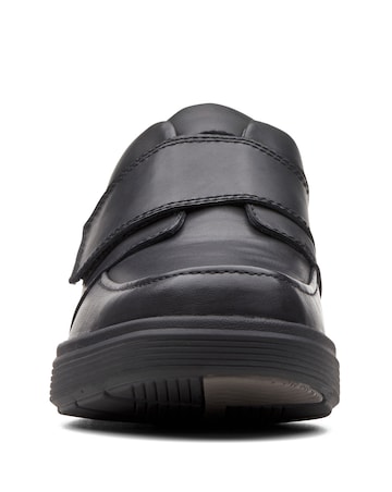 Clarks Un Abode Strap Wide Fit Shoes - Black