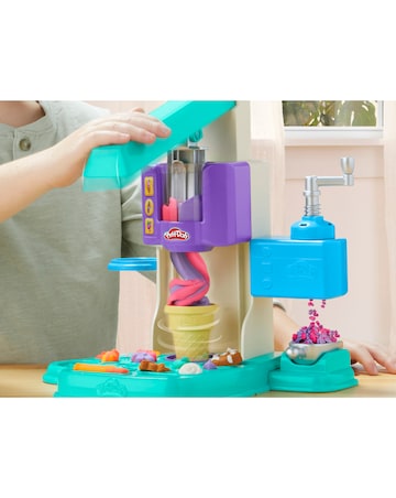 Play-Doh Rainbow Swirl Ice Cream Playset