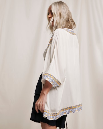 Julipa Embroidered Kimono