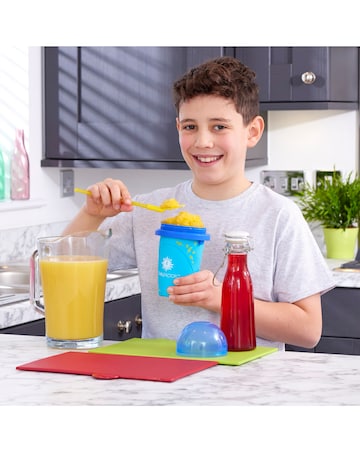 Chillfactor Slushy Maker Colour Shock - Totally Cool Blue