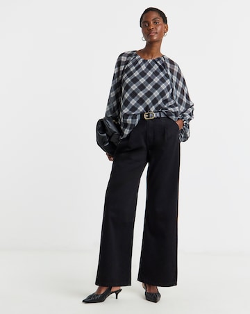 Check Volume Sleeve Blouse