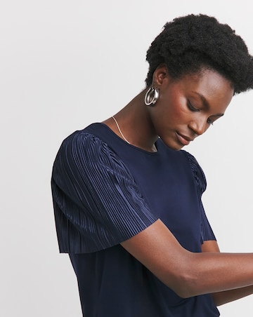 Plisse Angel Sleeve Top