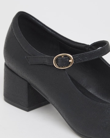 Heavenly Soles Patricia Block Heel Mary Janes - Extra Wide Fit (EEE)