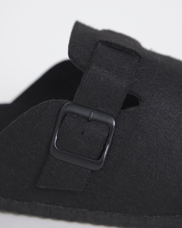 Felt Buckle Mule Slipper Wide