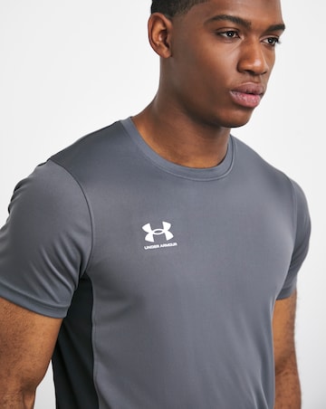 Under Armour Challenger Train Short Sleeve T-Shirt