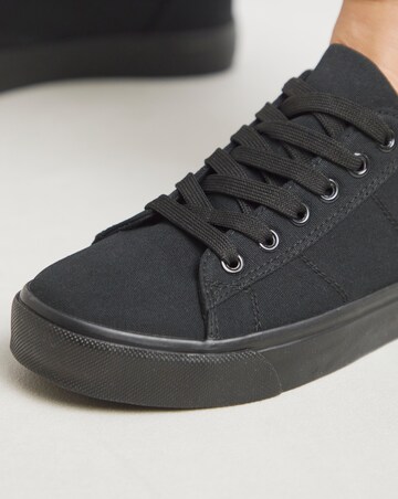 Ryder Lace Up Canvas Trainer - Standard Fit (D)