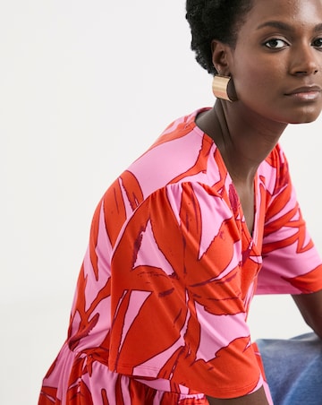 Palm Print Angel Sleeve Longline Top