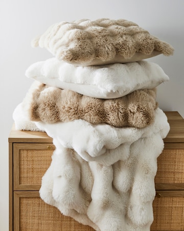 Gray & Osbourn Bubble Faux Fur Throw