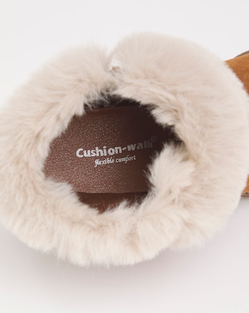 Cushion Walk Fur Collar Crepe Sole Boot Wide E Fit