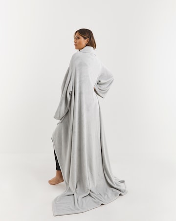 Pretty Secrets Wearable Blanket