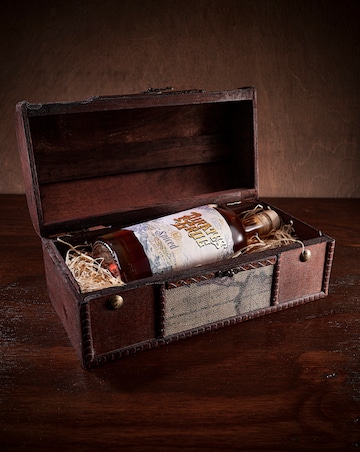 Pirate's Grog Spiced Rum Gift Chest