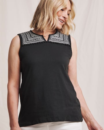 Julipa Embroidered Jersey Vest