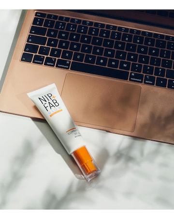 Illuminate SPF30 Moisturiser