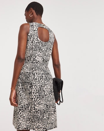 Printed Linen Sleeveless Shift Dress