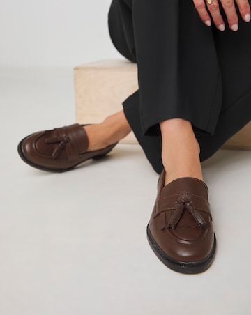 Viola Classic Tassle Loafer - Extra Wide Fit (EEE)