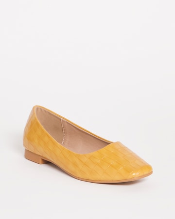 Square Toe Ballerina EEE Fit