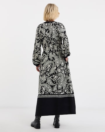 Border Print Spun Dress