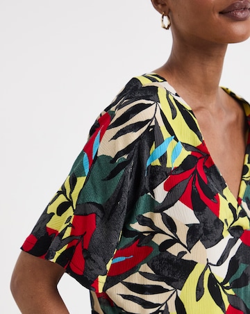 Printed Textured Crinkle Tunic Top