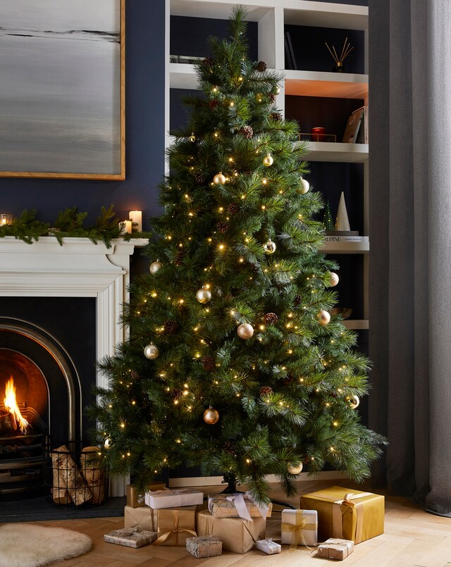 Zermatt Dual Colour Instant Light Christmas Tree
