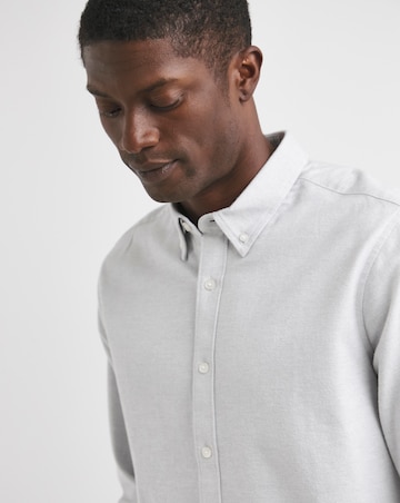 Long Sleeve Button Down Grindle Shirt
