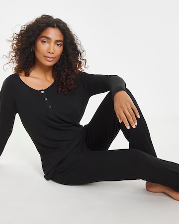 Pretty Secrets Slouchy Ribbed Lounge Set