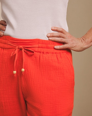 Julipa Cotton Double Cloth Crop Trousers