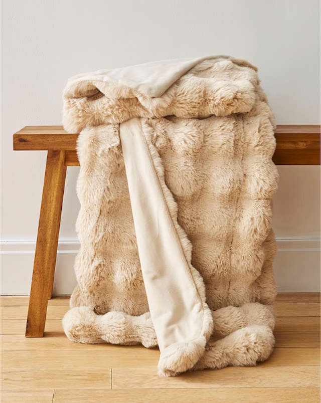 Bubble Faux Fur Throw - Natural