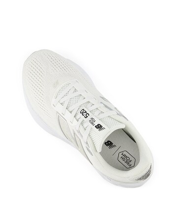 New Balance 520 Trainers