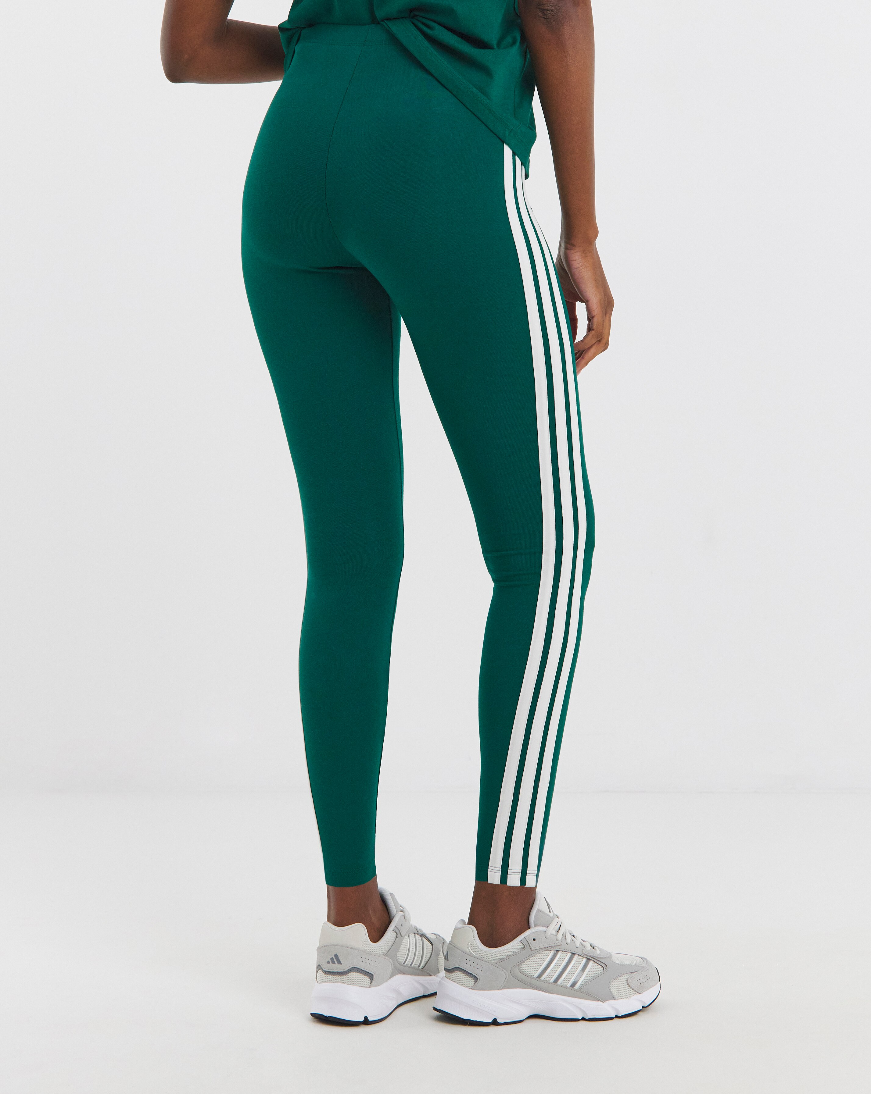 nike 3 stripe leggings