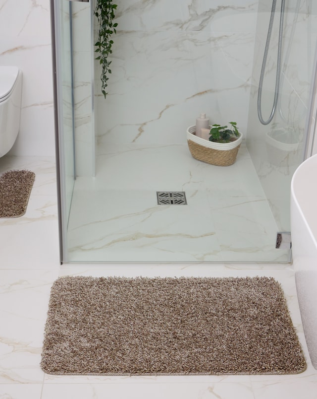 Buddy Washable & Stain Resistant Bath Mat