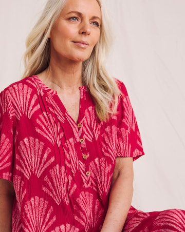 Julipa Printed Textured Crinkle Shift Dress