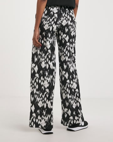 Mono Printed Pull On Wide Leg Trousers