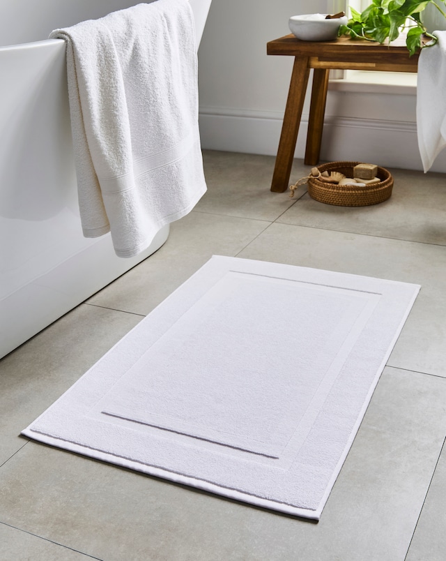 Egyptian Cotton Bath Mat - White