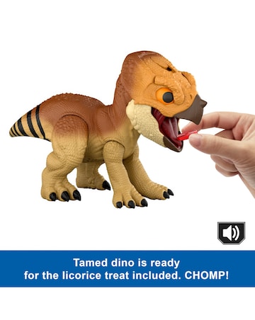 Jurassic World Rebirth Primal Dinosaur Interactive Toy Aquilops Dolores