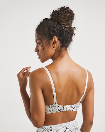 2 Pack Feather Touch Barely There T-Shirt Bras