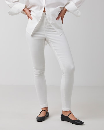 White 24/7 Skinny Jeans