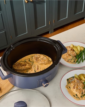Russell Hobbs Extra Large 7L Slow Cooker - Navy