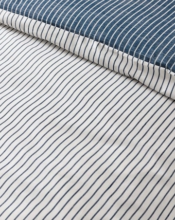 Catherine Lansfield Oxford Pinstripe Duvet Cover Set